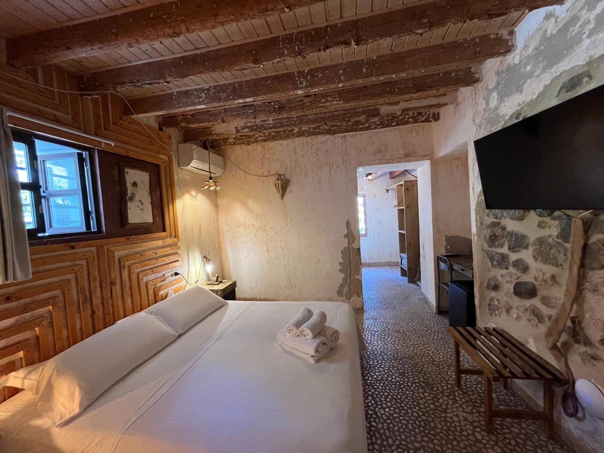 Boutique Hostal La Curandera De Salinas Sant Francesc de s'Estany Buitenkant foto