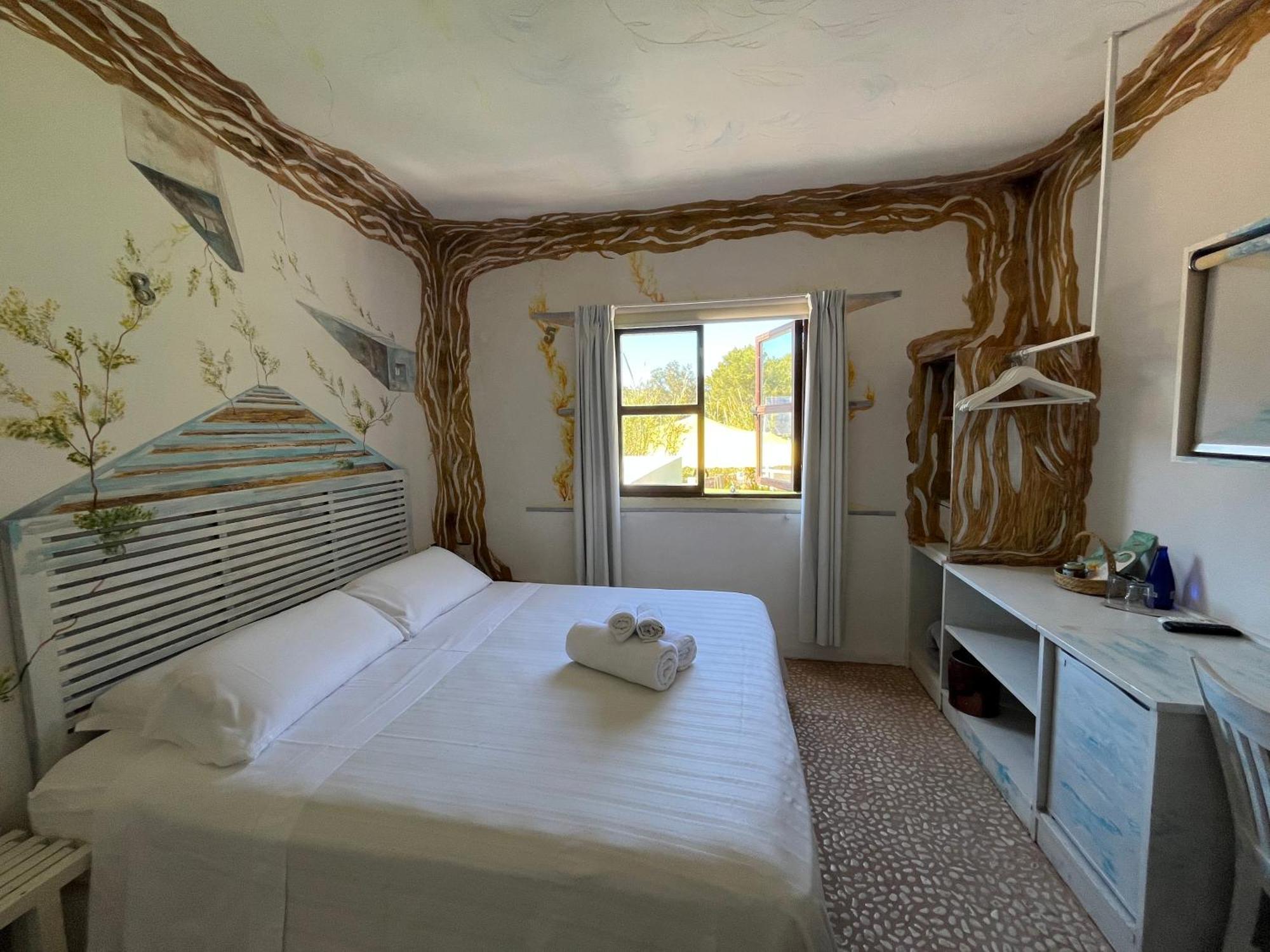 Boutique Hostal La Curandera De Salinas Sant Francesc de s'Estany Buitenkant foto
